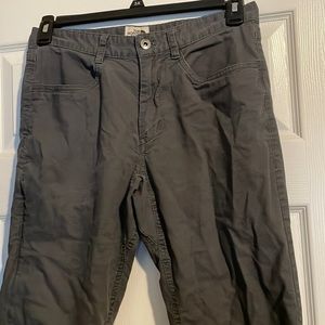 The North Face mens gray chinos pants size 31